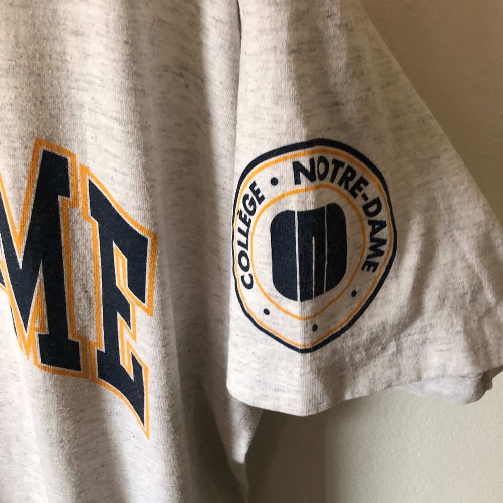 Vintage Single Stitch Notre Dame College T-Shirt Size XXL Distressed - Picture 3 of 7